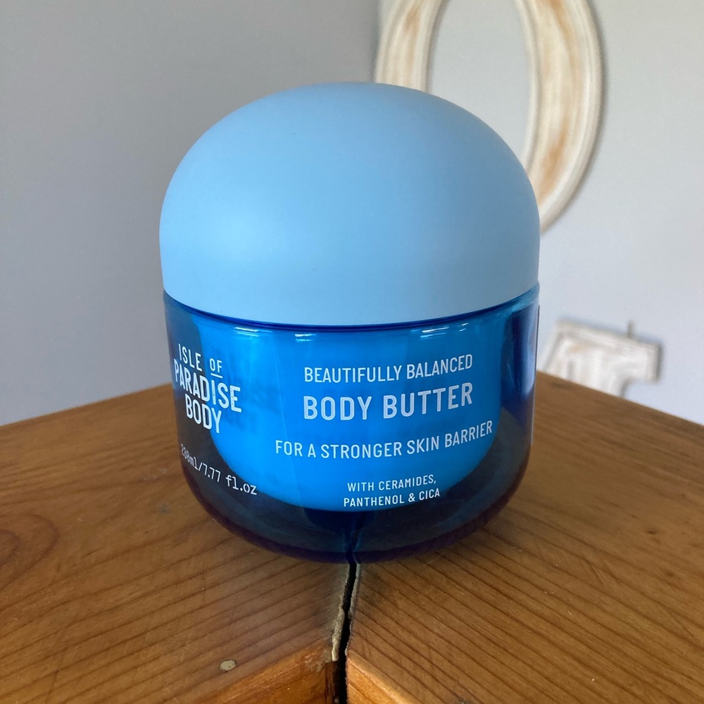 Isle of Paradise Blue Moisturizer & Body Oil